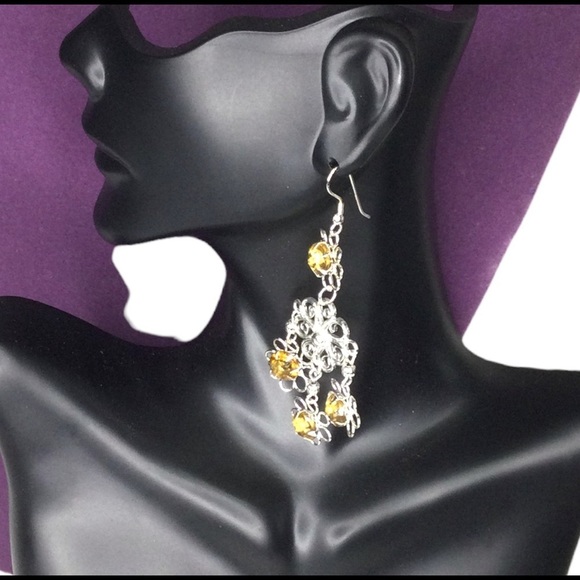 Zad silver dangling earrings with topaz stones - Picture 4 of 7